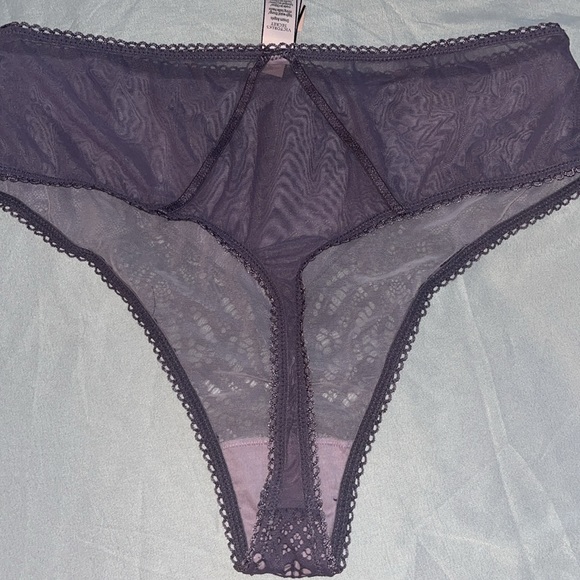 VS sheer lacy thong - Picture 3 of 6